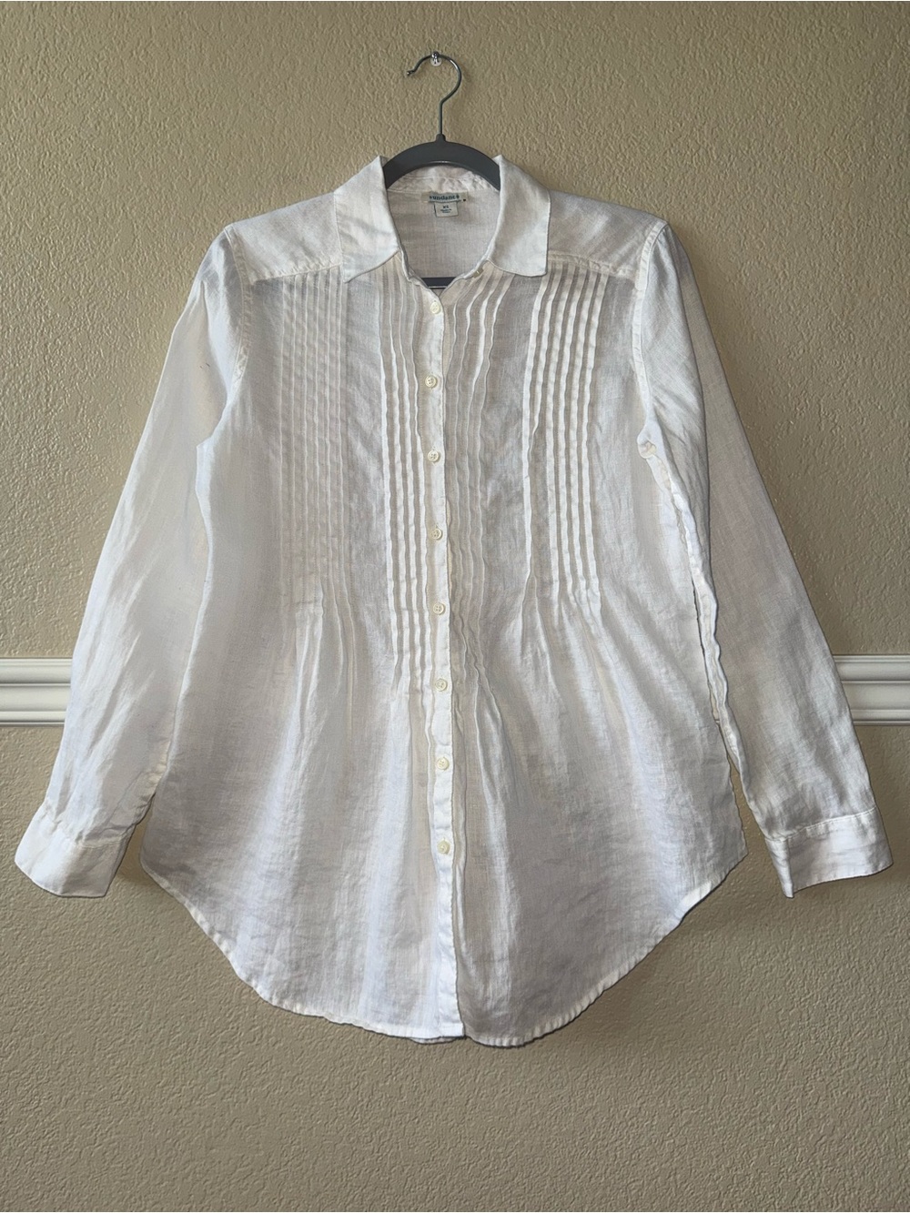 LIKE NEW Sundance 100% Linen Long Sleeve Blouse Button Front Pintuck White XS